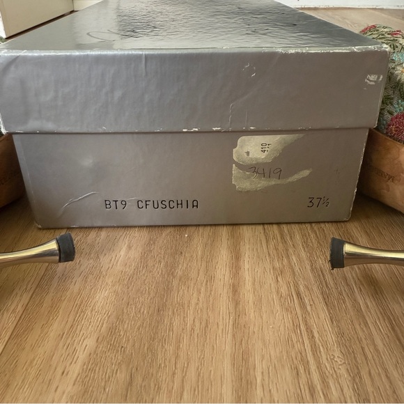 Manolo Blahnik Floral Silk Pumps Heels - Picture 11 of 12